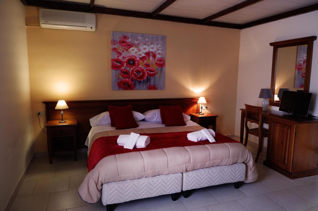 Hotel Borgo Antico Fabriano Eksteriør bilde