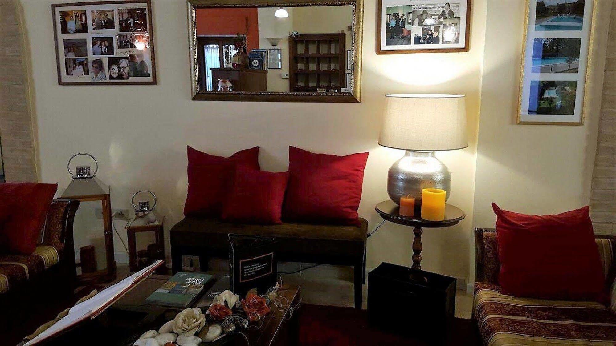 Hotel Borgo Antico Fabriano Eksteriør bilde